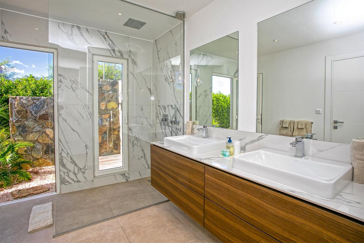 Location villa St Martin - Salle de bain chambre 4